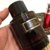 Mystery Tobacco Carolina Herrera pour homme et femme.